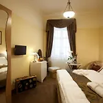 Barokk Promenad Hotel 4*