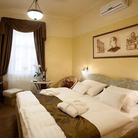 ホテル Barokk Promenad 4*