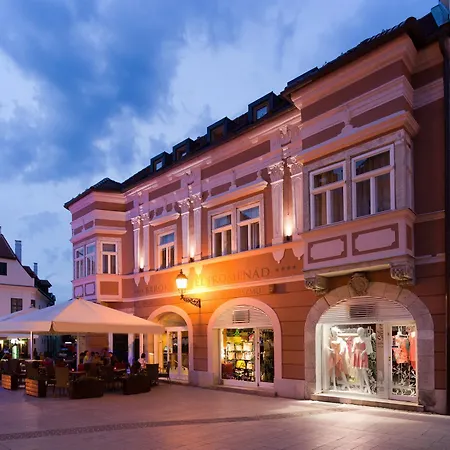 Barokk Promenad Szálloda Győr