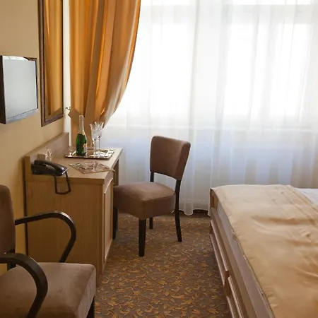باروك بروميناد 4*