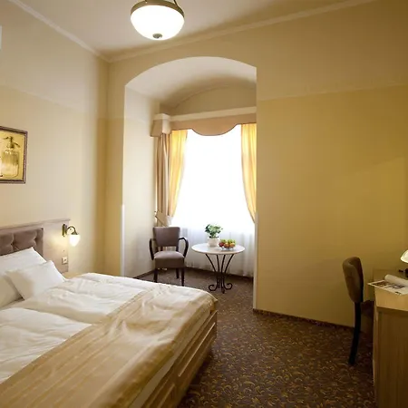 Barokk Promenad Hotel