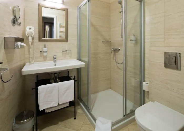 Hotel Barokk Promenad Gyor