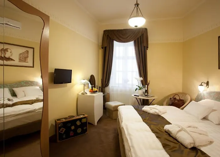 Barokk Promenad Hotel 4*