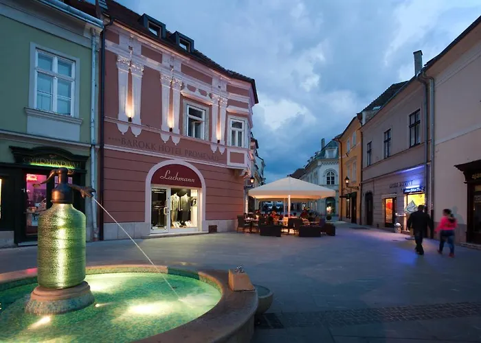 Hotel Barokk Promenád 4*